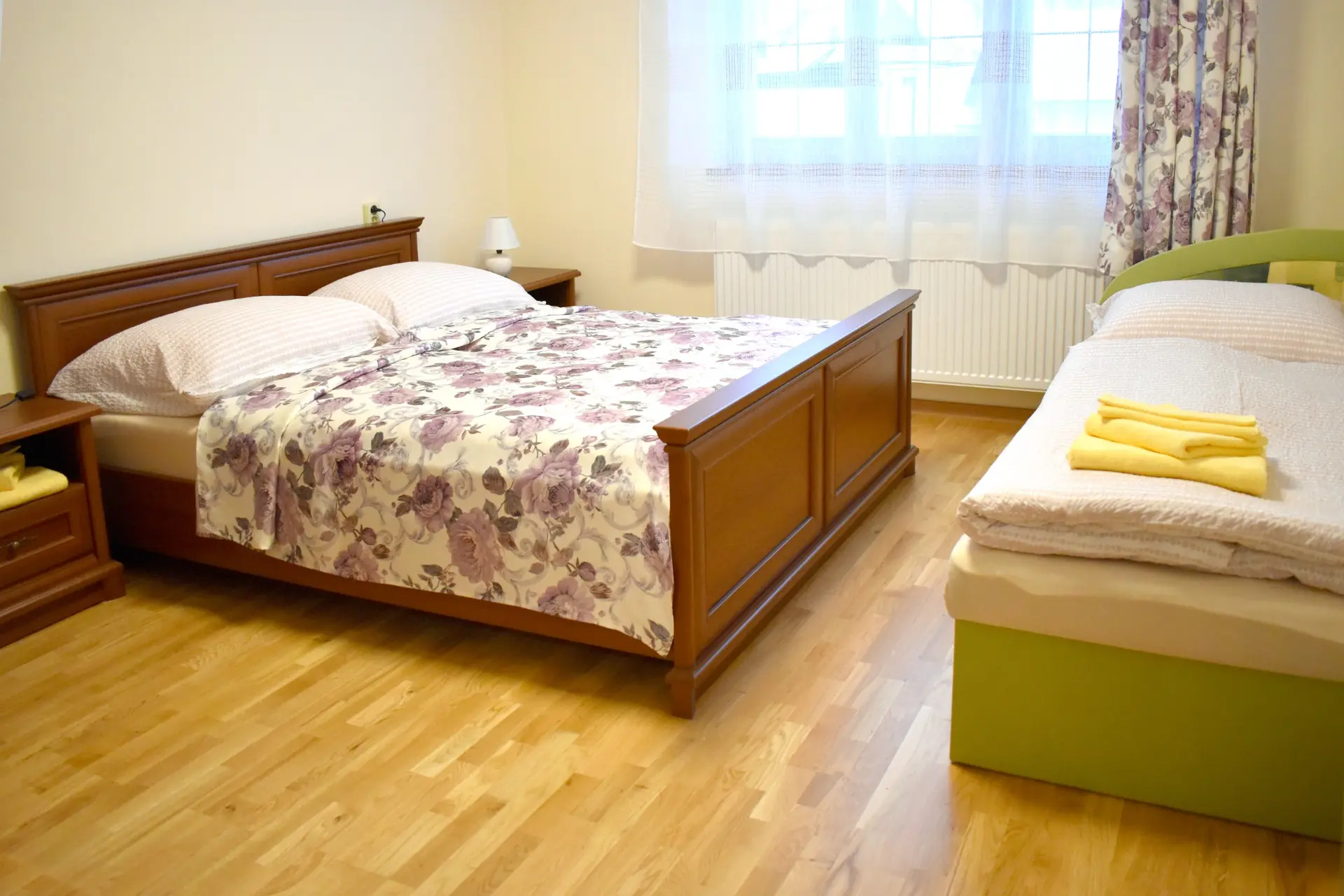 Priestranná spálňa v Chalupe pod Tatrami